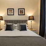 Fabulous Apartment On The Royal Mile